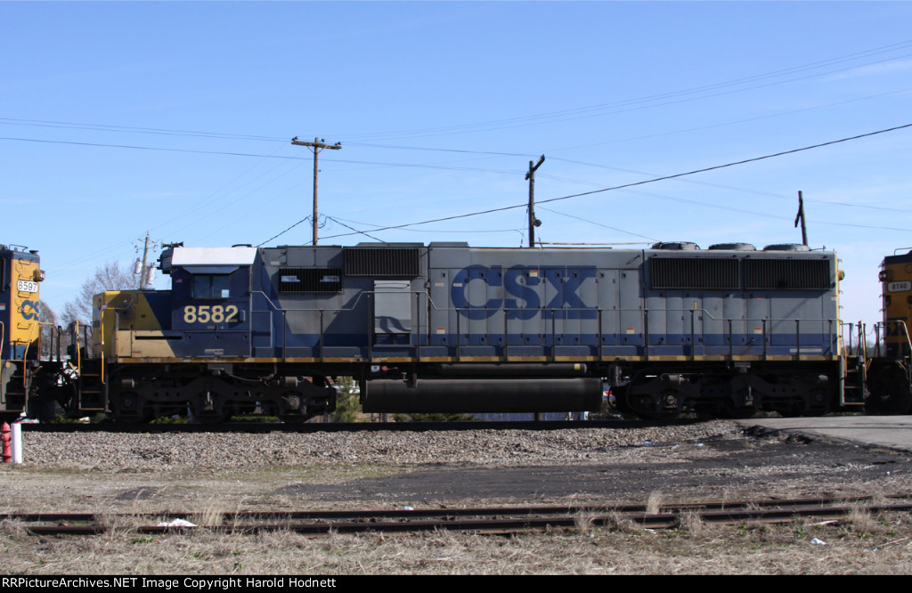 CSX 8582